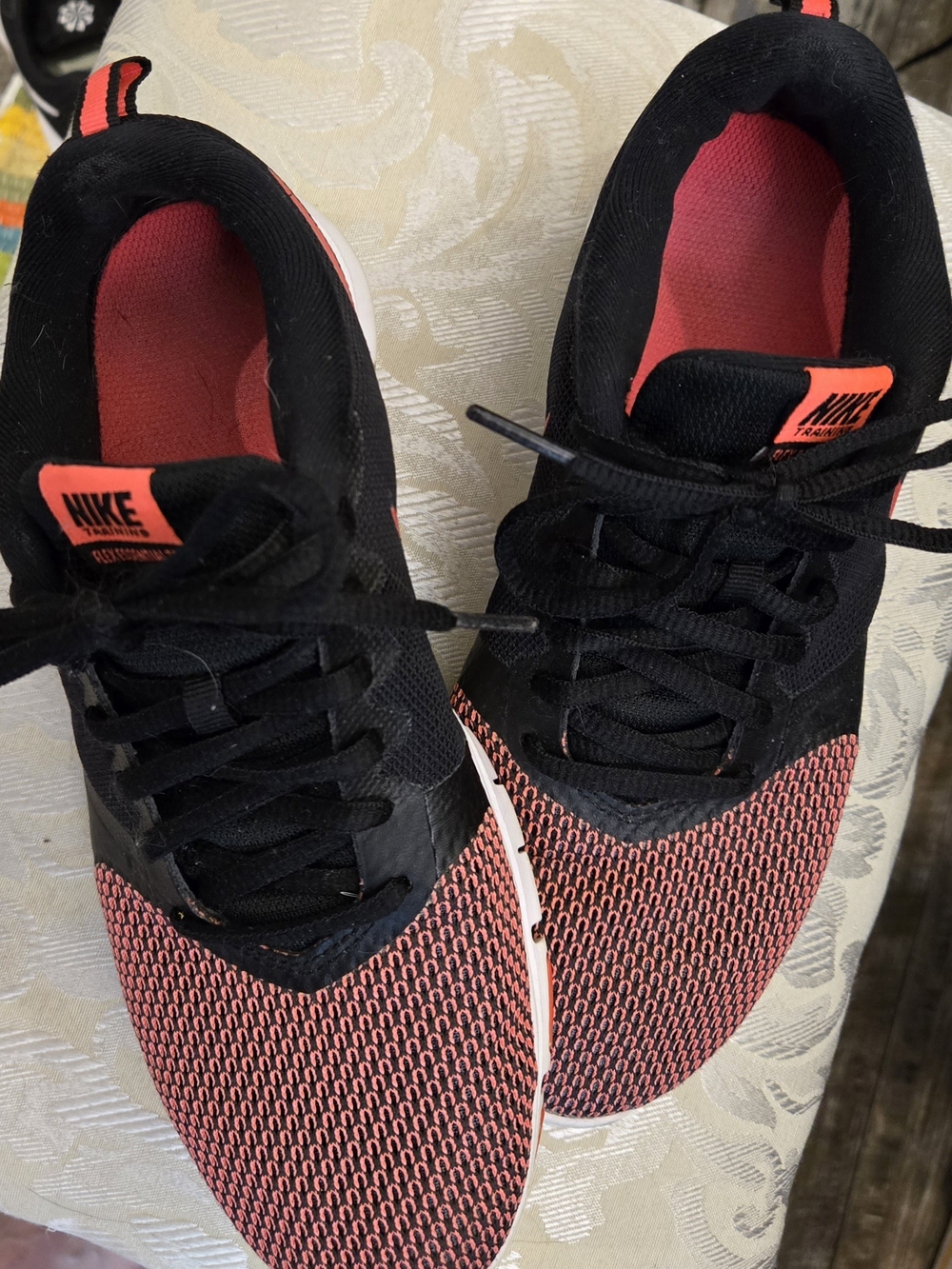 Nike Women’s Black & Coral Knit Running Sneakers